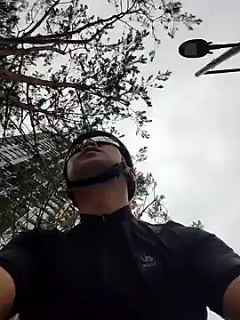 Snapshot of anggllaaa chatting on 11, 9, 2025 anggllaaa online show from 11, 9, 2025