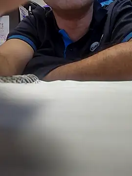 Snapshot of anggllaaa chatting on 15, 10, 2025 anggllaaa online show from 15, 10, 2025