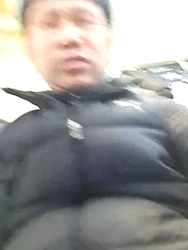 Snapshot of anggllaaa chatting on 19, 12, 2025 anggllaaa online show from 19, 12, 2025