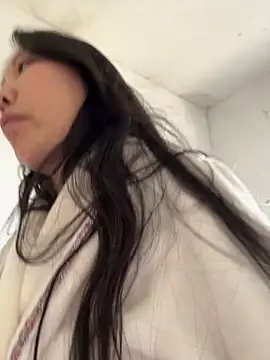 xiiuuff18 online show from 19, 11, 2025