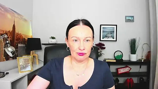 Velvet Jasmine online show from 23, 9, 2025