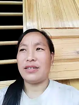 Snapshot of miss-su chatting on 18, 9, 2025 miss-su online show from 18, 9, 2025