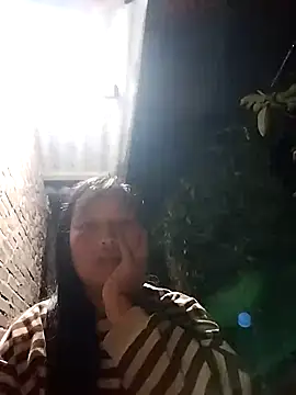 Snapshot of miss-su chatting on 28, 9, 2025 miss-su online show from 28, 9, 2025