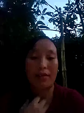 Snapshot of miss-su chatting on 12, 10, 2025 miss-su online show from 12, 10, 2025