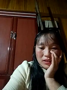 Snapshot of miss-su chatting on 28, 10, 2025 miss-su online show from 28, 10, 2025