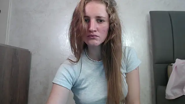 Liltightbabe online show from 19, 9, 2025