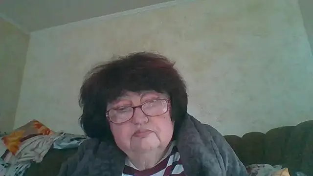 Snapshot of MilaSky5303 chatting on 17, 10, 2025 MilaSky5303 online show from 17, 10, 2025