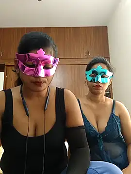 Snapshot of your_chandni04 chatting on 27, 9, 2025 your chandni04 online show from 27, 9, 2025