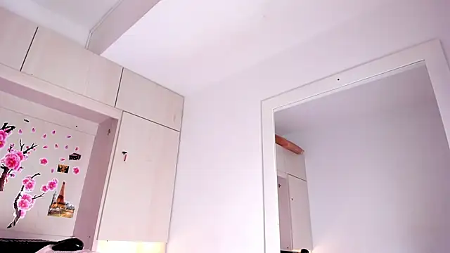 Snapshot of Stefannyevans_ chatting on 9, 10, 2025 Stefannyevans online show from 9, 10, 2025