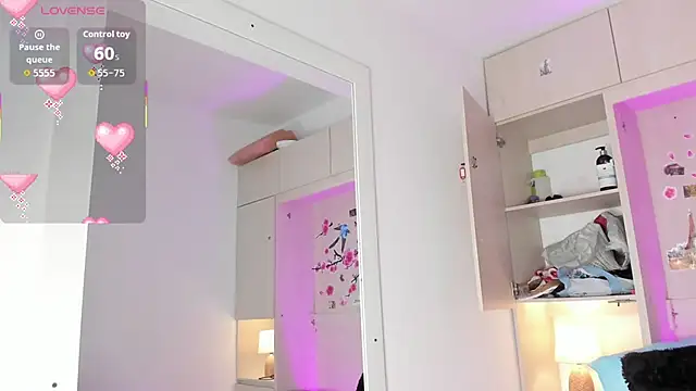 Snapshot of Stefannyevans_ chatting on 11, 11, 2025 Stefannyevans online show from 11, 11, 2025