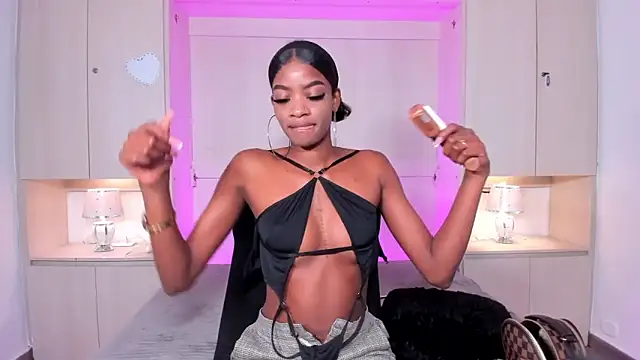 Stefannyevans  online show from 13, 5, 2026