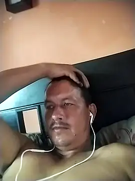 Snapshot of colombiano198720 chatting on 19, 9, 2025 colombiano198720 online show from 19, 9, 2025