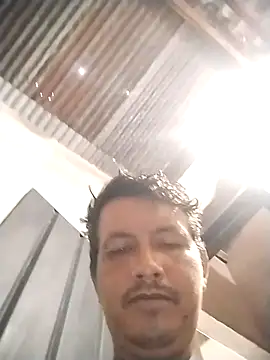 Snapshot of colombiano198720 chatting on 6, 11, 2025 colombiano198720 online show from 6, 11, 2025