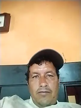 Snapshot of colombiano198720 chatting on 14, 11, 2025 colombiano198720 online show from 14, 11, 2025