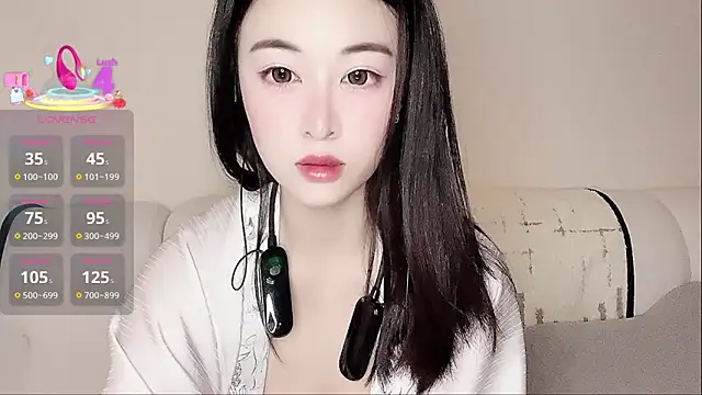 Snapshot of LuLu-Moon chatting on 9, 9, 2025 LuLu-Moon online show from 9, 9, 2025