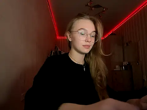 Snapshot of bellameow88 chatting on 22, 9, 2025 bellameow88 online show from 22, 9, 2025