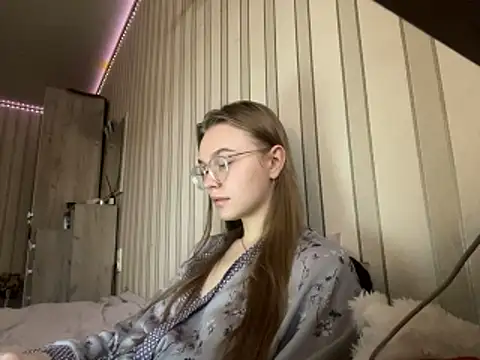 Snapshot of bellameow88 chatting on 7, 11, 2025 bellameow88 online show from 7, 11, 2025