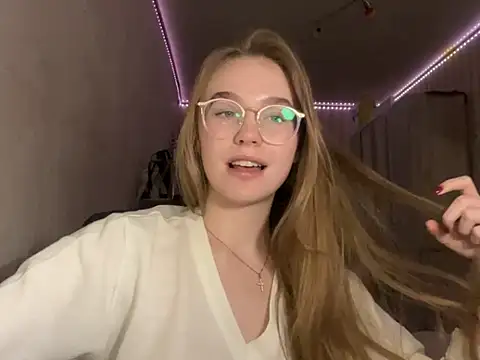 Snapshot of bellameow88 chatting on 7, 11, 2025 bellameow88 online show from 7, 11, 2025