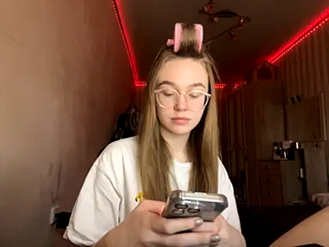 Snapshot of bellameow88 chatting on 27, 11, 2025 bellameow88 online show from 27, 11, 2025