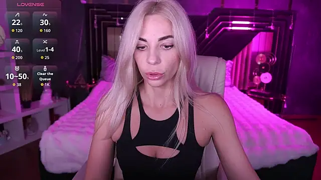 BellaRayyy online show from 22, 12, 2025