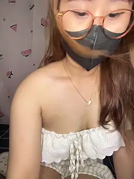 Chezzy18 online show from 17, 11, 2025