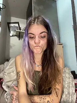 ittybittymeryssa online show from 17, 12, 2025