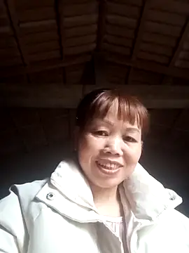  YooY  online show from 31, 10, 2025