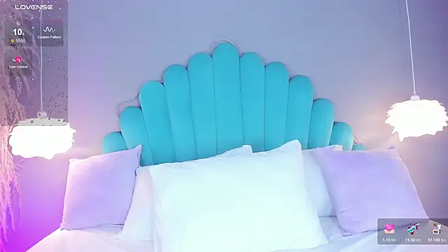 AlassiaHocthner online show from 24, 9, 2025