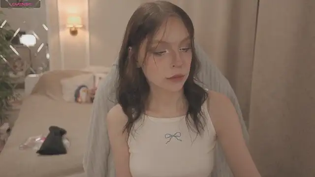 claire bennett online show from 11, 9, 2025