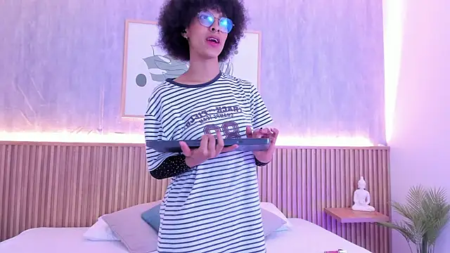 sophie rojas online show from 5, 11, 2025