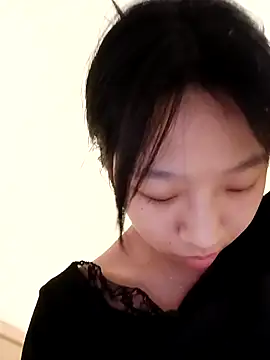 jingjing005 online show from 9, 11, 2025