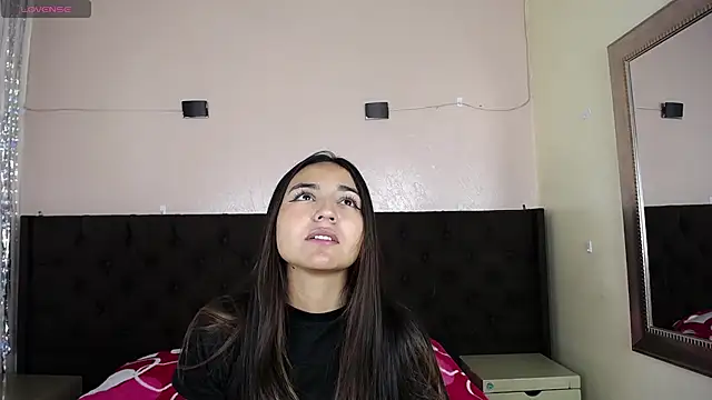 MeggannFoxx online show from 17, 9, 2025