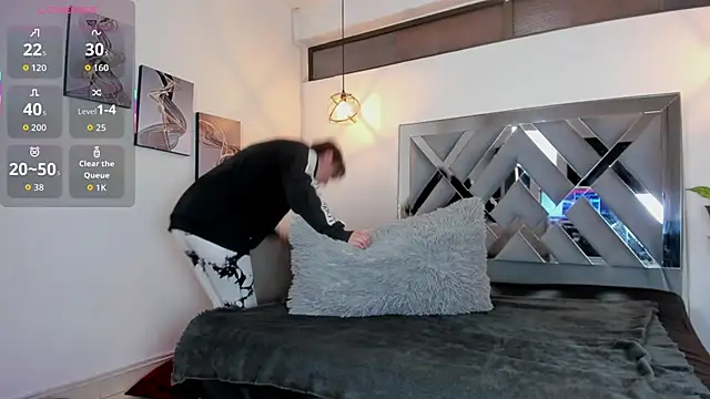 Snapshot of Candy_Hott7 chatting on 17, 12, 2025 Candy Hott7 online show from 17, 12, 2025