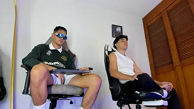 sotooliver3 online show from 9, 6, 2026