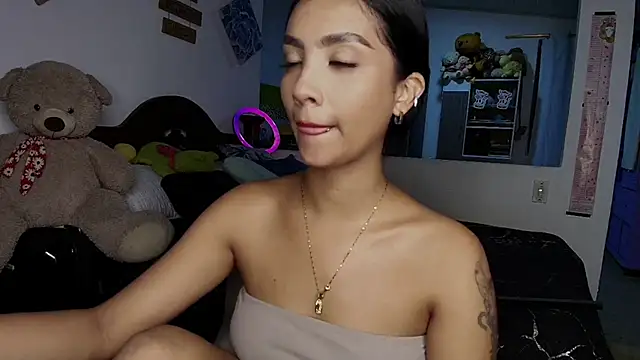 mia yireth online show from 25, 9, 2025