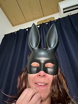 Sweet Bitter1 online show from 18, 9, 2025