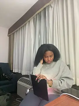 Snapshot of princesslivv chatting on 12, 2, 2026 princesslivv online show from 12, 2, 2026