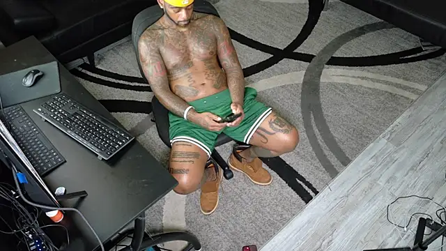 SLANGONDEMHOES online show from 21, 9, 2025