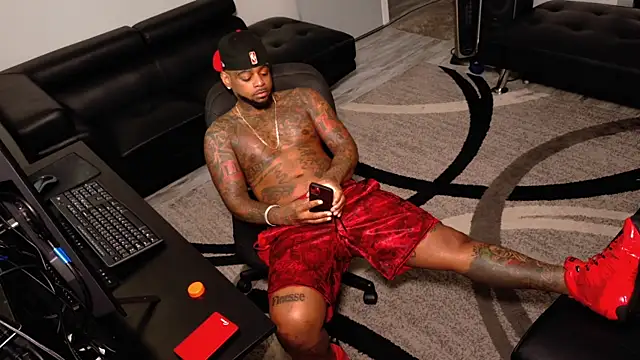 SLANGONDEMHOES online show from 23, 2, 2026