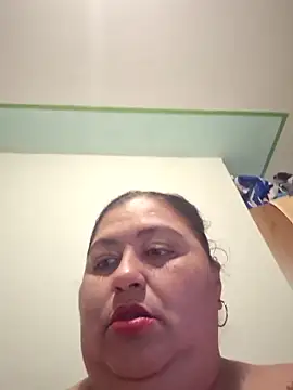 curvy diva  online show from 5, 2, 2026