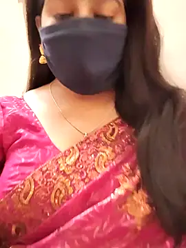 Snapshot of saritha29 chatting on 15, 6, 2026 saritha29 online show from 15, 6, 2026