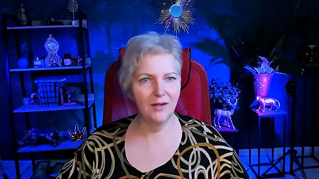 Snapshot of MaryMogan chatting on 13, 10, 2025 MaryMogan online show from 13, 10, 2025