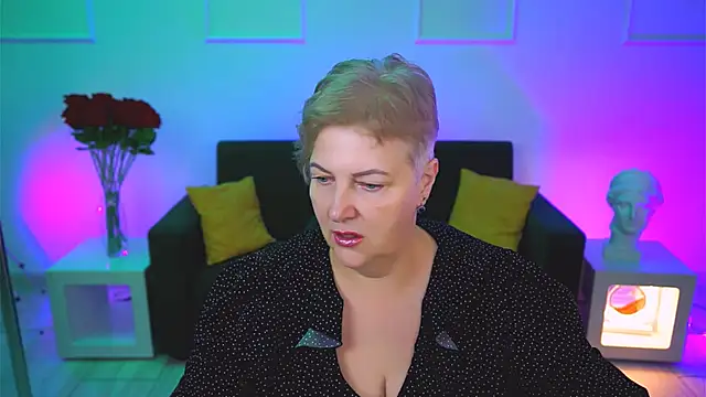 Snapshot of MaryMogan chatting on 10, 11, 2025 MaryMogan online show from 10, 11, 2025