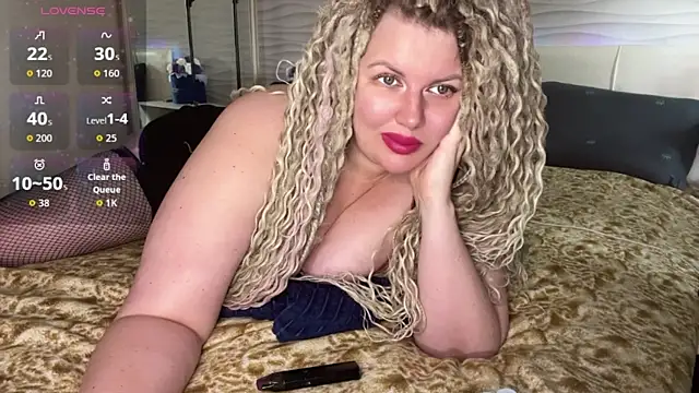Snapshot of Vielinka chatting on 10, 9, 2025 Vielinka online show from 10, 9, 2025