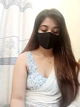 Snapshot of midnightmuse-03 chatting on 26, 10, 2025 midnightmuse-03 online show from 26, 10, 2025