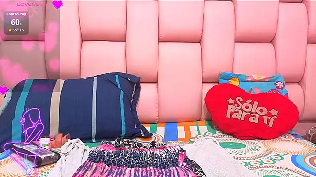 carolina squirt21 online show from 12, 9, 2025