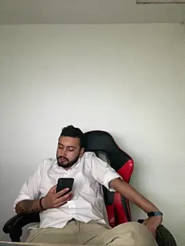 cristopher wallacee online show from 11, 11, 2025