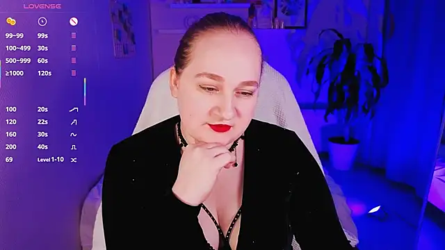 Kitty Rest  online show from 30, 11, 2025