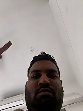 vinay smalldick online show from 13, 4, 2026