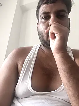 vinay smalldick online show from 21, 7, 2026